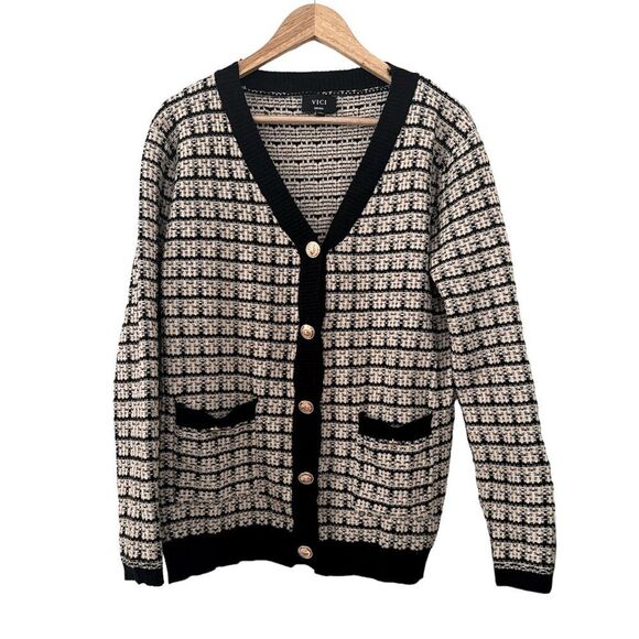 VICI Woodrow cardigan with gold buttons NWOT - Picture 1 of 7